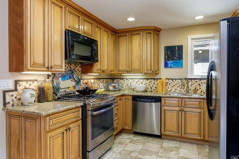 911 Kentucky St, Vallejo, CA 94590 photo 9