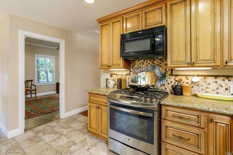 911 Kentucky St, Vallejo, CA 94590 photo 10