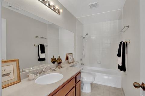 113 Nantucket Ln, Vallejo, CA 94590 photo 24