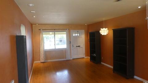 2190 Marshall Ave, Napa, CA 94559 photo 2