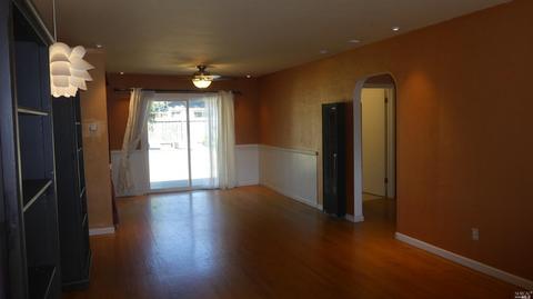 2190 Marshall Ave, Napa, CA 94559 photo 4