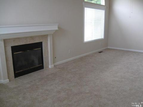 8419 Planetree Dr, Windsor, CA 95492 photo 2