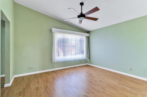 105 Bluebird Ct, Vallejo, CA 94591 photo 20