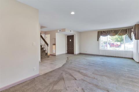 105 Bluebird Ct, Vallejo, CA 94591 photo 5