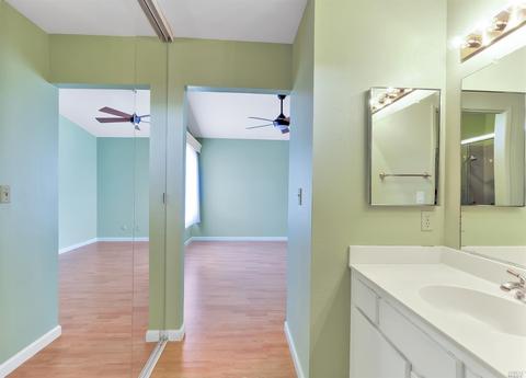 105 Bluebird Ct, Vallejo, CA 94591 photo 23