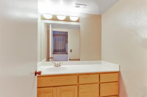105 Bluebird Ct, Vallejo, CA 94591 photo 13