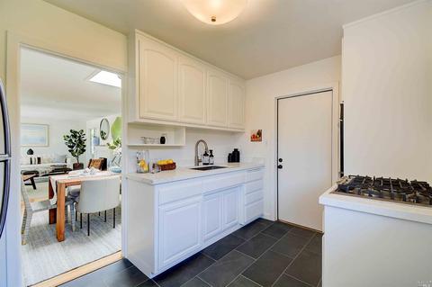 74 Meadow Dr, Mill Valley, CA 94941 photo 6