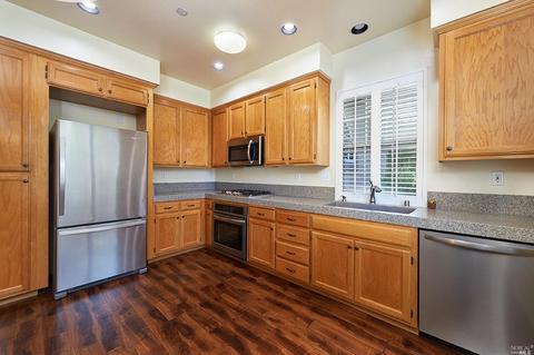 840 Patti Page Ct, Windsor, CA 95492 photo 3