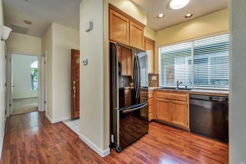 786 Glen Miller Dr, Windsor, CA 95492 photo 11