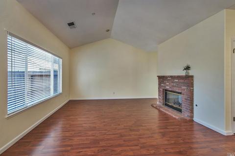 786 Glen Miller Dr, Windsor, CA 95492 photo 9