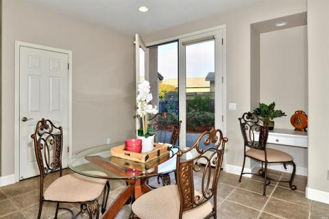 525 Sauvignon Pl, Windsor, CA 95492 photo 8