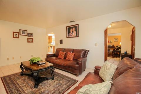 995 Hillview Dr, Dixon, CA 95620 photo 7
