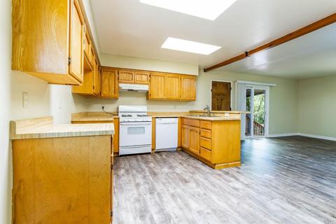 143 Mill Creek Dr, Willits, CA 95490 photo 8