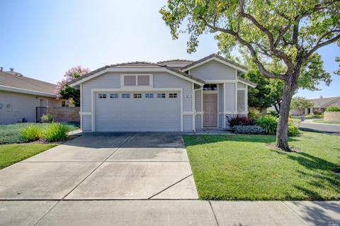 337 Bartlett Ln, Vacaville, CA 95687 photo 4