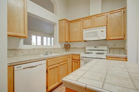 337 Bartlett Ln, Vacaville, CA 95687 photo 11