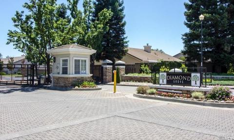 337 Bartlett Ln, Vacaville, CA 95687 photo 2