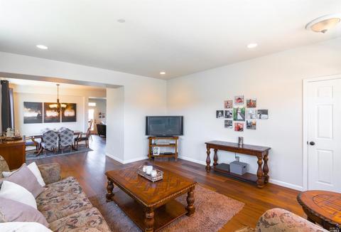 1296 Pedroncelli Dr, Windsor, CA 95492 photo 8