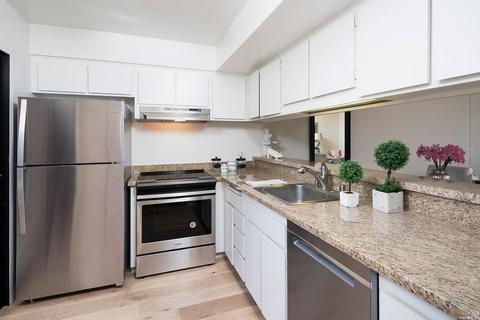 19 Deuce Ct, Fairfax, CA 94930 photo 8