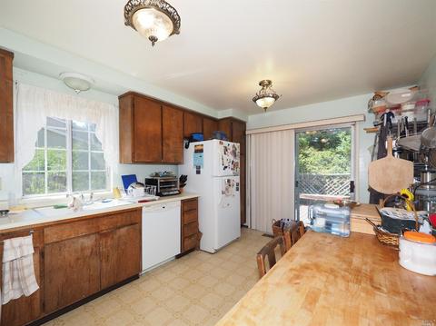 684 Draco Dr, Petaluma, CA 94954 photo 5