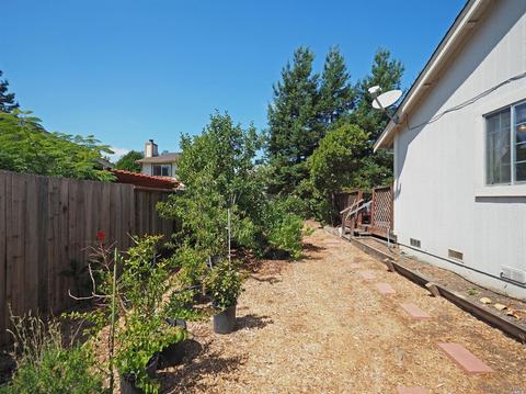 684 Draco Dr, Petaluma, CA 94954 photo 16