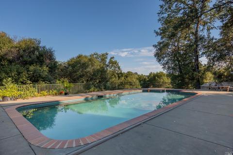 1441 Ridgeview Dr, Ukiah, CA 95482 photo 32