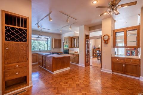 1441 Ridgeview Dr, Ukiah, CA 95482 photo 10