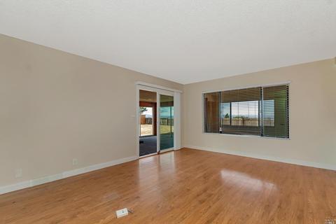 1049 Seascape Ct, Rodeo, CA 94572 photo 10