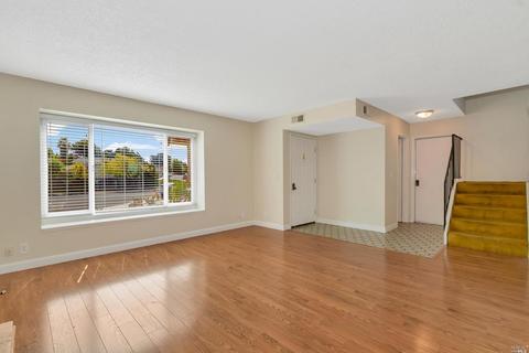 1049 Seascape Ct, Rodeo, CA 94572 photo 6