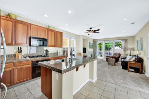 671 Peridot Pl, Fairfield, CA 94534 photo 11