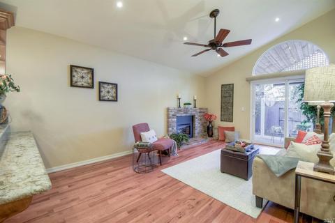 930 Pulteney Pl, Windsor, CA 95492 photo 10