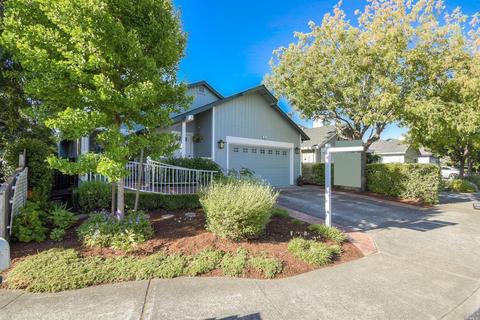 930 Pulteney Pl, Windsor, CA 95492 photo 2
