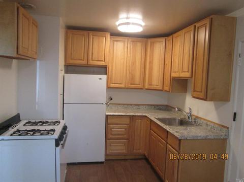 1010 Thelma Ave, Vallejo, CA 94591 photo 3