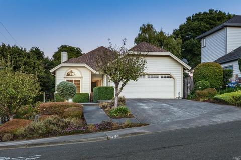 1160 Birch Dr, Petaluma, CA 94952 photo 1