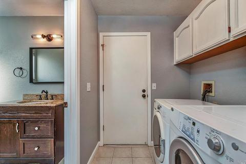 708 Natalie Dr, Windsor, CA 95492 photo 11
