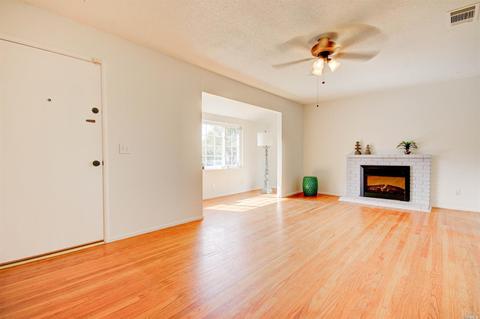 2022 Thrush Way, Fairfield, CA 94533 photo 5