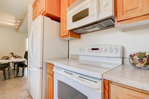 2022 Thrush Way, Fairfield, CA 94533 photo 9