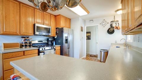 1533 Lassen Ct, Vallejo, CA 94591 photo 5