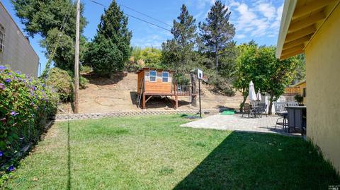 1533 Lassen Ct, Vallejo, CA 94591 photo 24