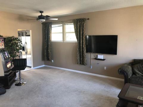 284 Cliff Walk Dr, Vallejo, CA 94591 photo 4