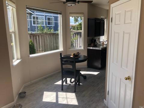 284 Cliff Walk Dr, Vallejo, CA 94591 photo 7