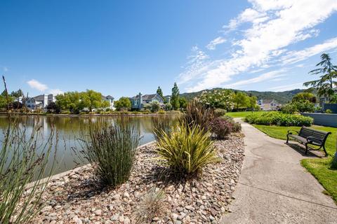 44 Mariners Cir, San Rafael, CA 94903 photo 23