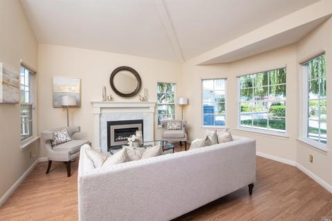 44 Mariners Cir, San Rafael, CA 94903 photo 4