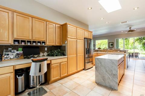 304 Skyview Dr, Cloverdale, CA 95425 photo 9
