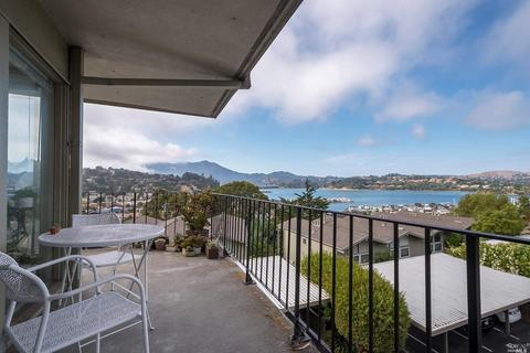 371 Eden Roc Dr, Sausalito, CA 94965 photo 3