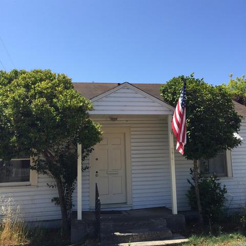 2701 Pine St, Napa, CA 94558 photo 1
