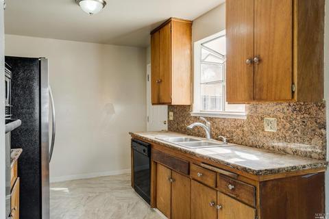 112 Simonton St, Vallejo, CA 94589 photo 6