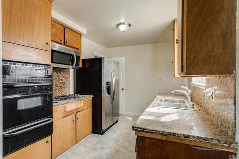 112 Simonton St, Vallejo, CA 94589 photo 5