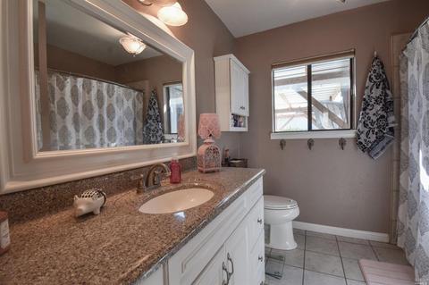 601 W D St S, Dixon, CA 95620 photo 23