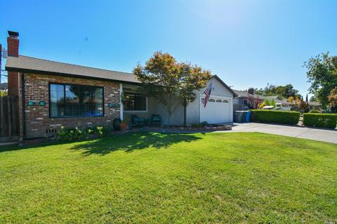 601 W D St S, Dixon, CA 95620 photo 4