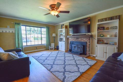 601 W D St S, Dixon, CA 95620 photo 7